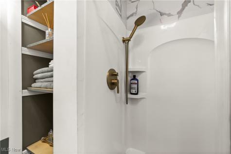 5913 Denison Avenue Cleveland OH 44102