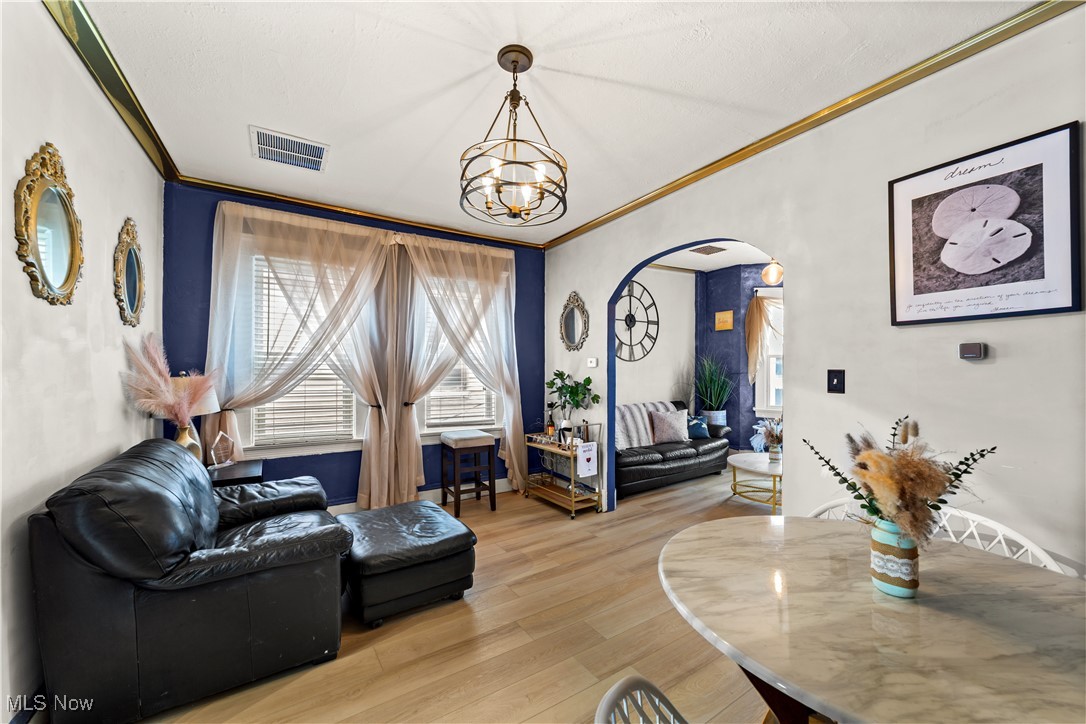 5913 Denison Avenue Cleveland OH 44102