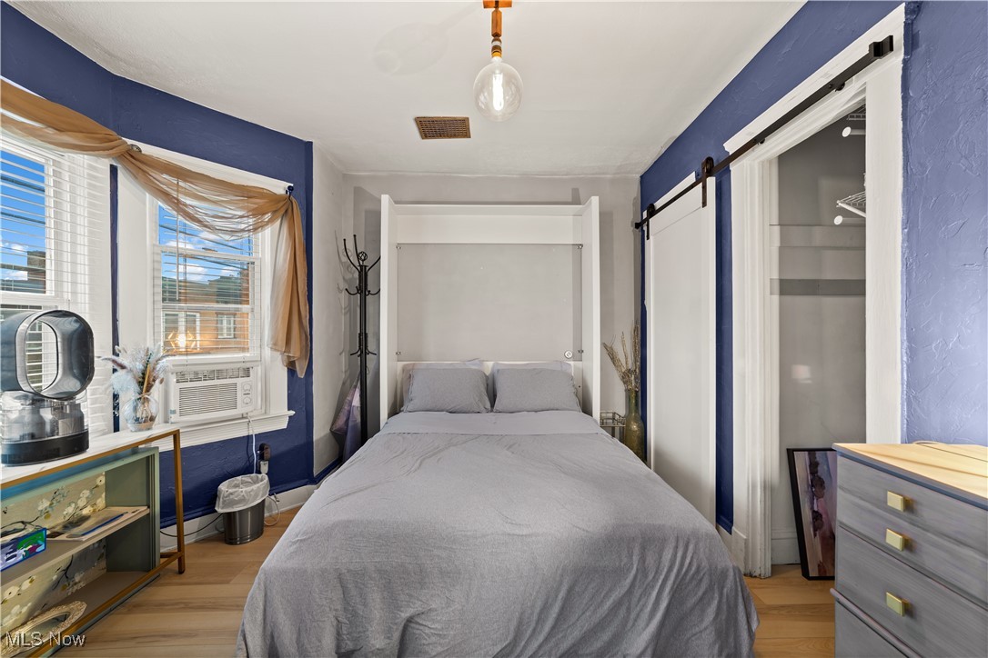 5913 Denison Avenue Cleveland OH 44102