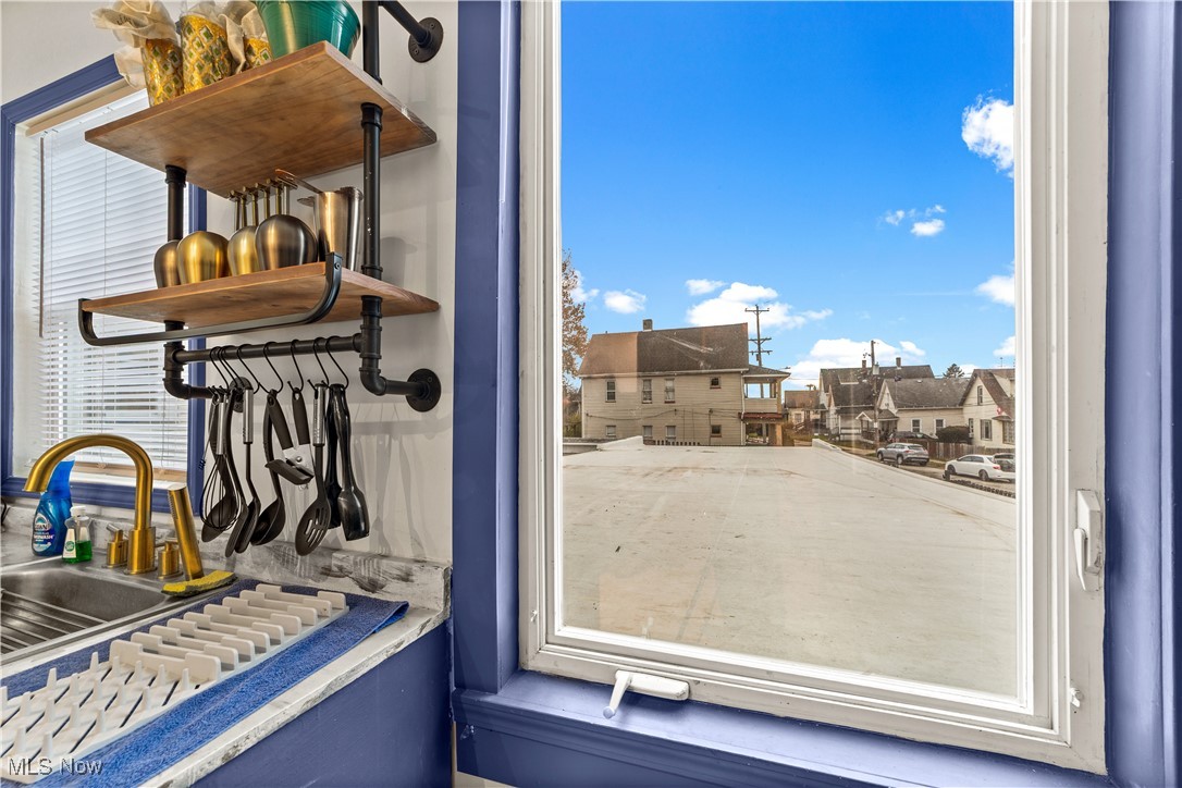 5913 Denison Avenue Cleveland OH 44102