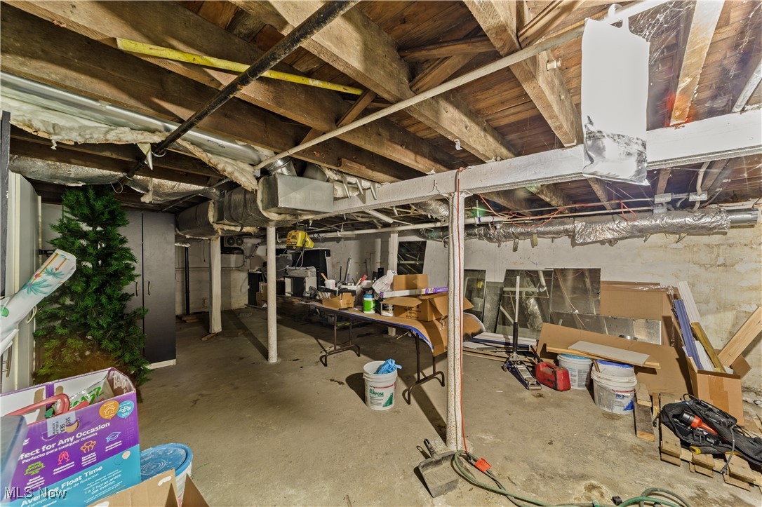 5913 Denison Avenue Cleveland OH 44102