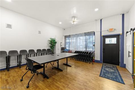 5913 Denison Avenue Cleveland OH 44102