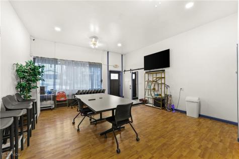 5913 Denison Avenue Cleveland OH 44102