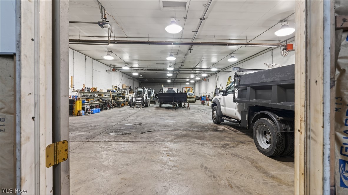 3060 Gale Drive Hubbard OH 44425