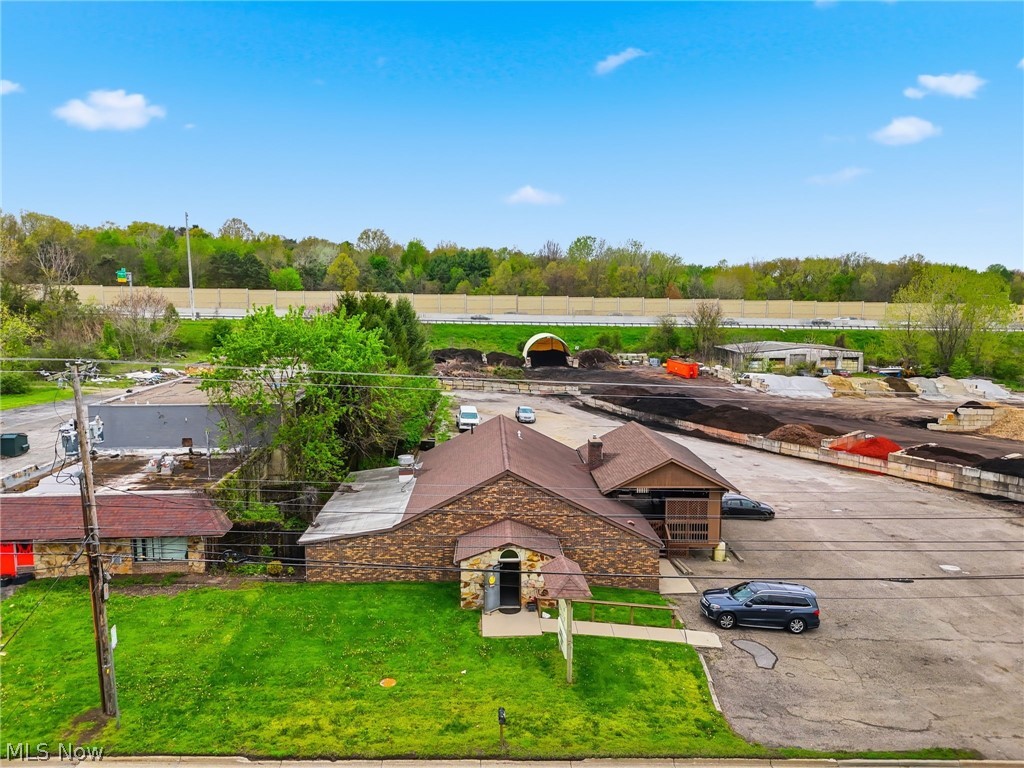 2468-2480 S Arlington Road Akron OH 44319