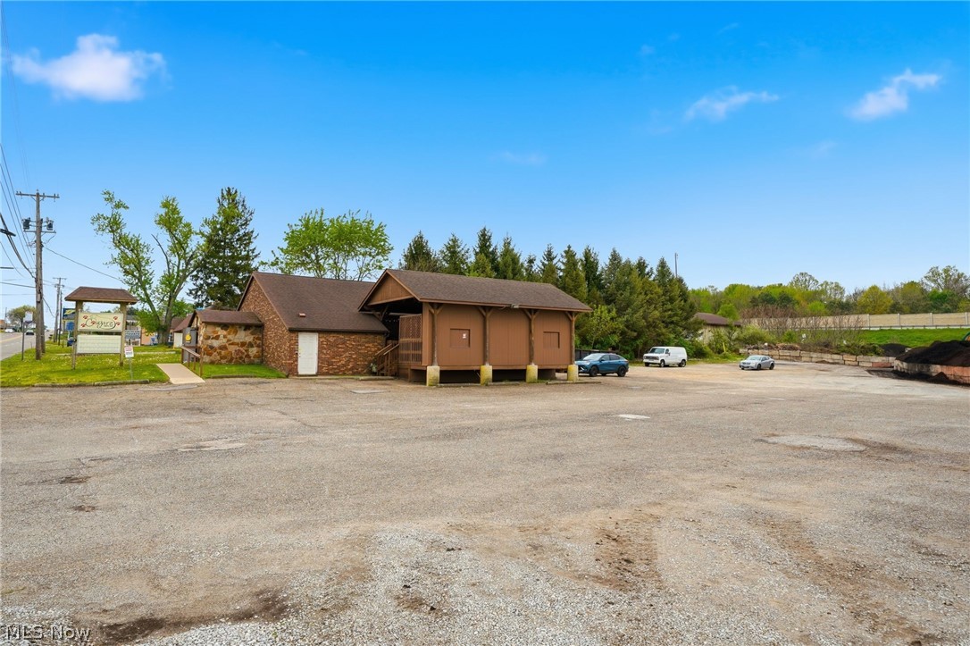 2468-2480 S Arlington Road Akron OH 44319