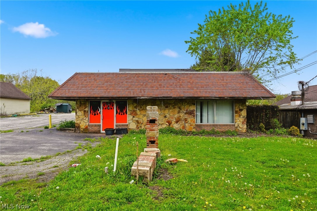 2468-2480 S Arlington Road Akron OH 44319