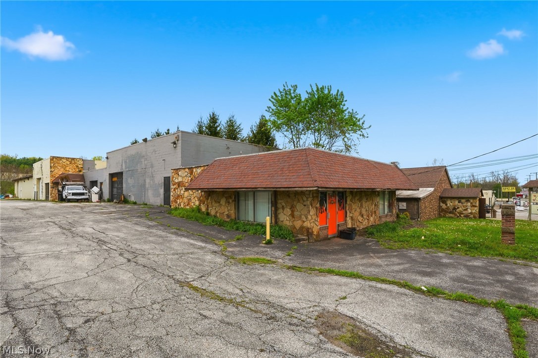 2468-2480 S Arlington Road Akron OH 44319