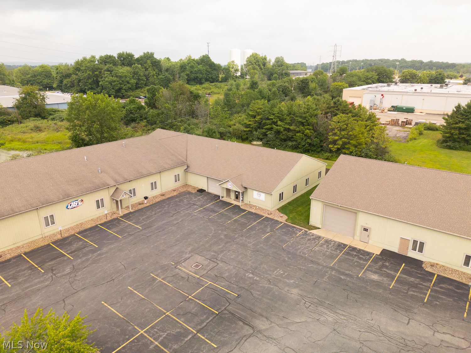493 Bev Road Youngstown OH 44512