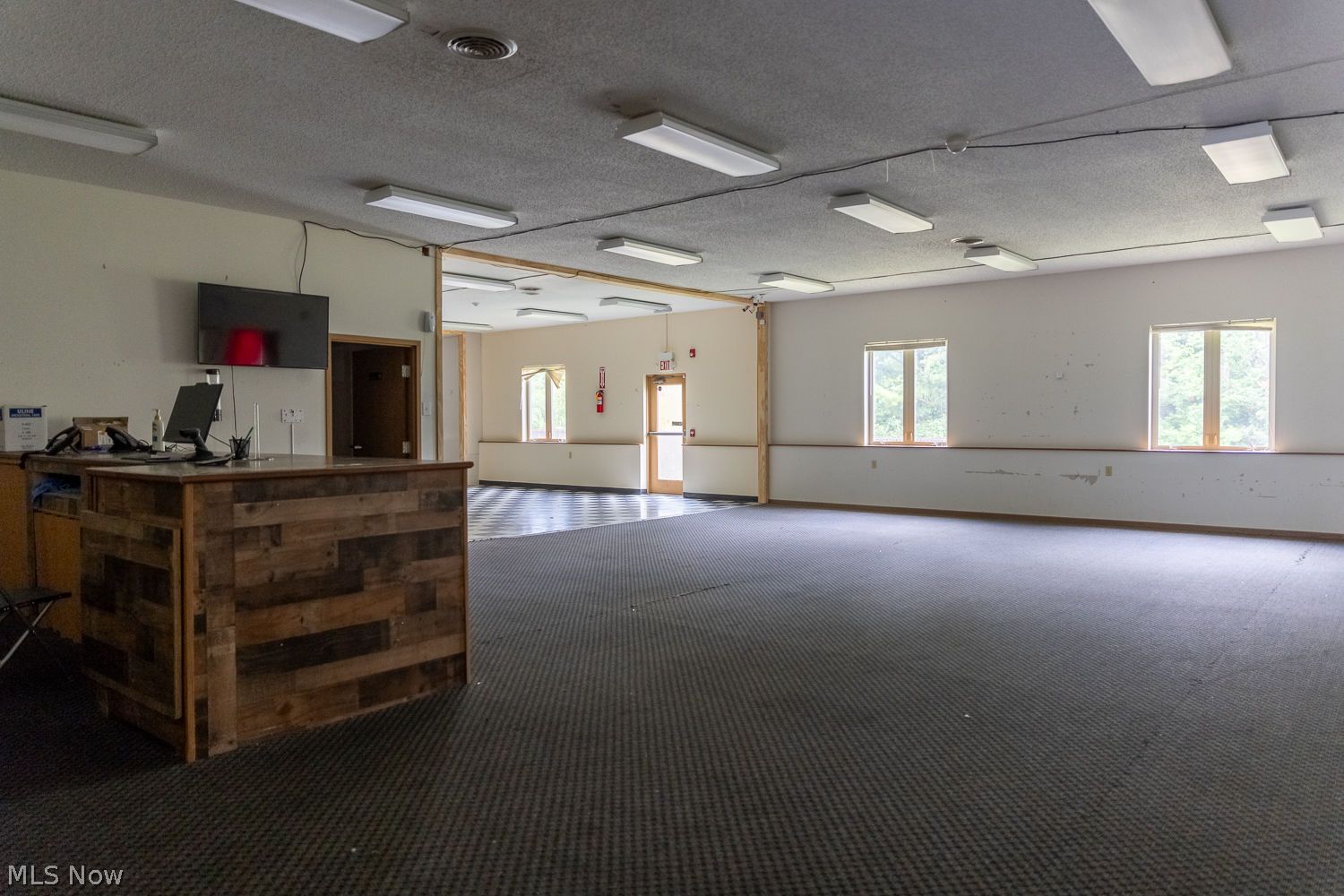 493 Bev Road Youngstown OH 44512