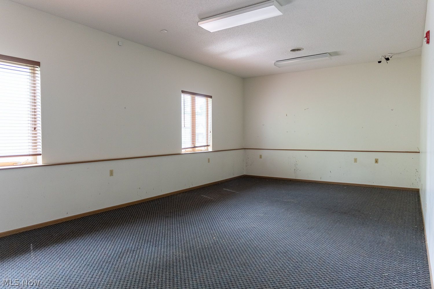 493 Bev Road Youngstown OH 44512