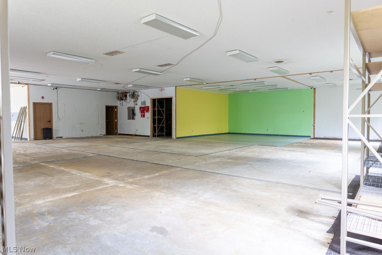 493 Bev Road Youngstown OH 44512