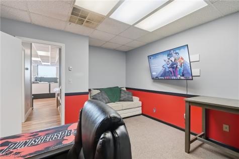 25 S Lexington Springmill Road Mansfield OH 44906