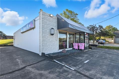 25 S Lexington Springmill Road Mansfield OH 44906