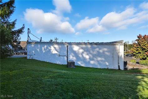 25 S Lexington Springmill Road Mansfield OH 44906