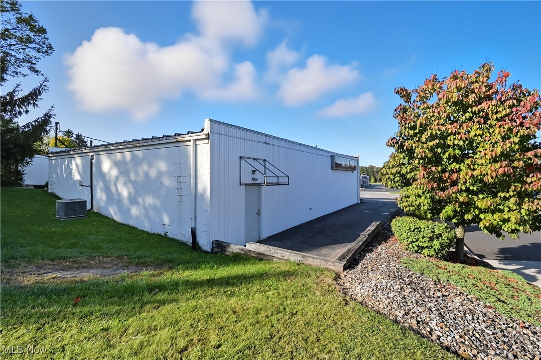 25 S Lexington Springmill Road Mansfield OH 44906