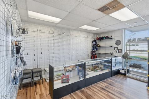 25 S Lexington Springmill Road Mansfield OH 44906