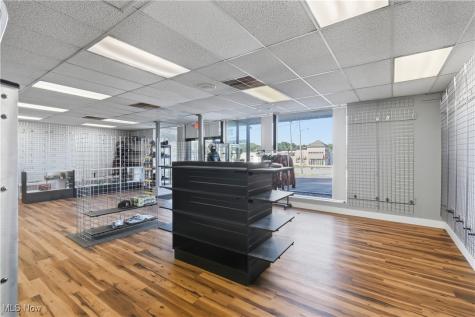 25 S Lexington Springmill Road Mansfield OH 44906