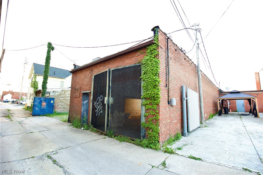 916 Broadway Lorain OH 44052