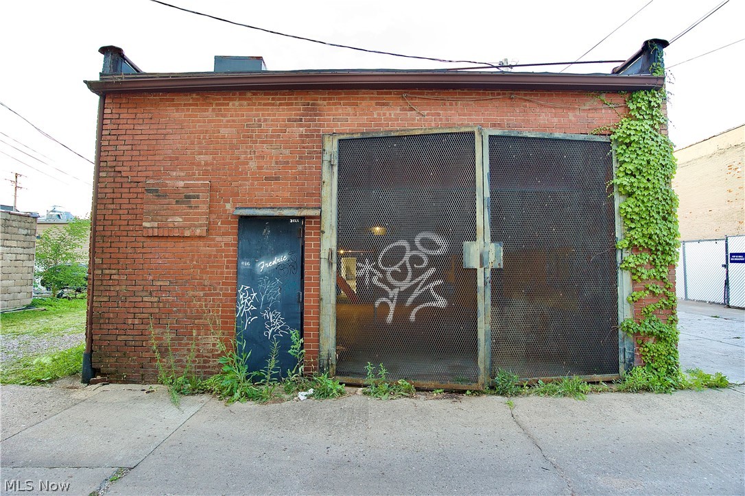 916 Broadway Lorain OH 44052