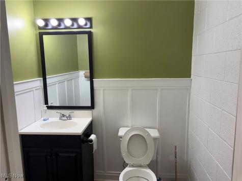 804 E Main Street Barnesville OH 43713