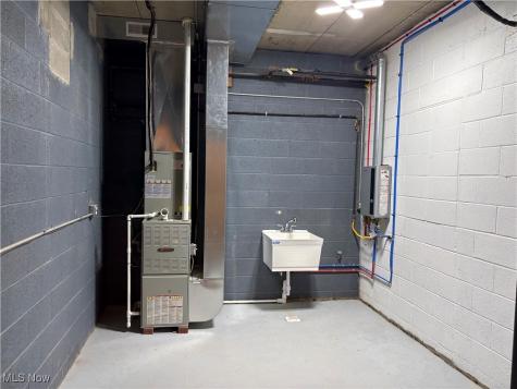 804 E Main Street Barnesville OH 43713