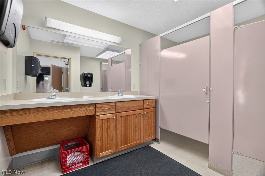 224 Garford Road Geneva OH 44041