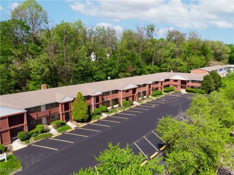 2323 Newton Street Akron OH 44305