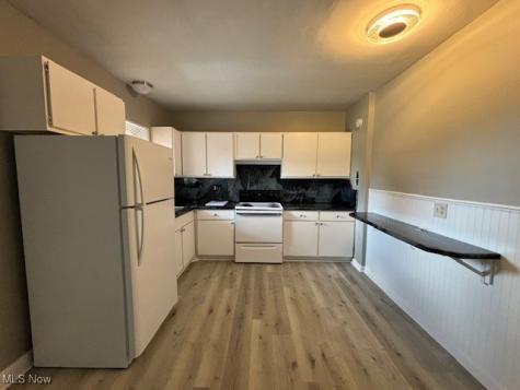 2323 Newton Street Akron OH 44305