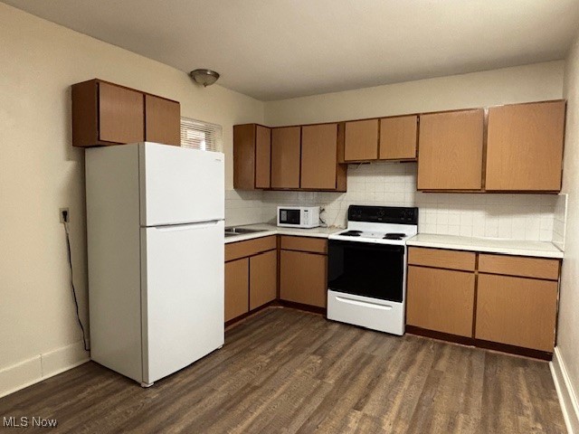 2323 Newton Street Akron OH 44305