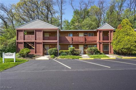 2323 Newton Street Akron OH 44305