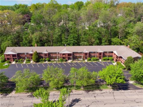 2323 Newton Street Akron OH 44305