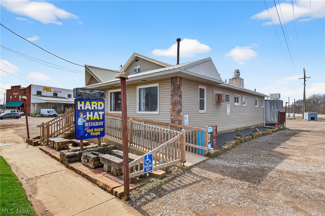 845 Spruce Street Wooster OH 44691