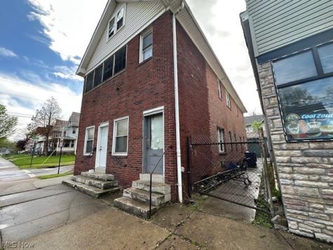 1115 East Avenue Elyria OH 44035
