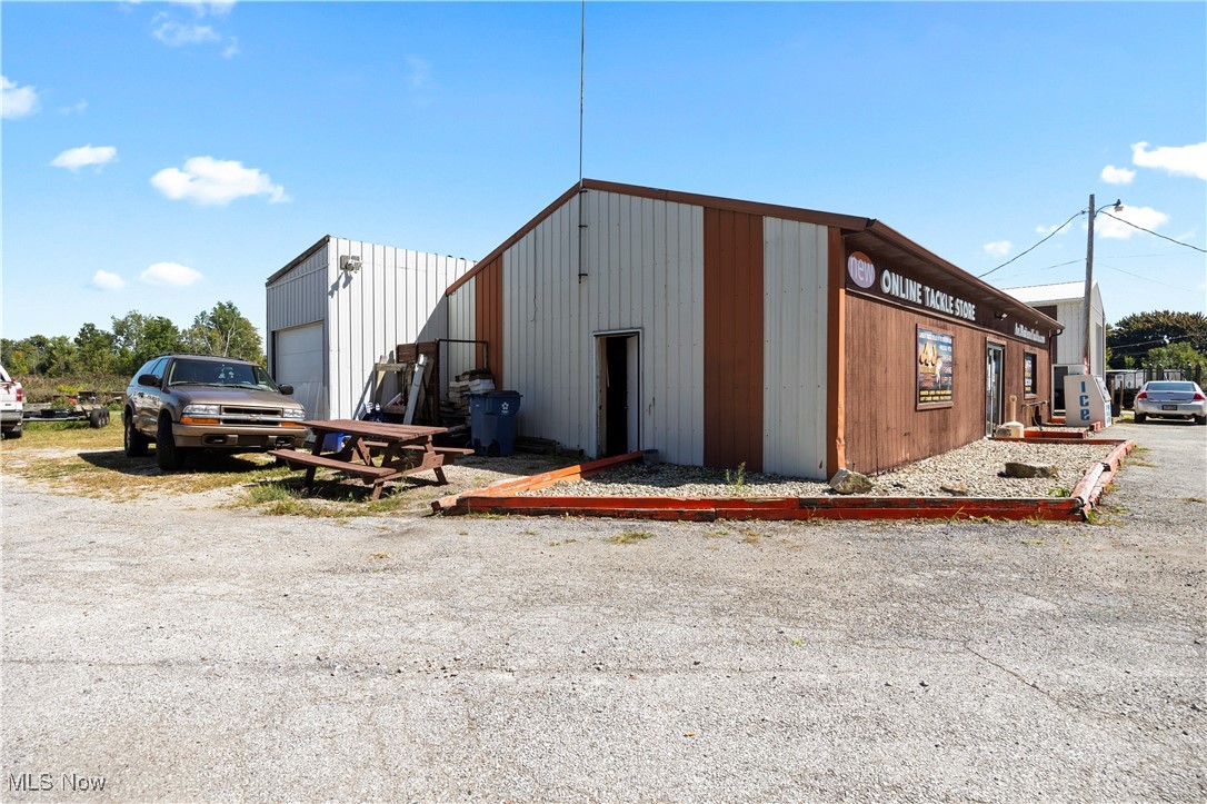 6797 W Lakeshore Drive Port Clinton OH 43452