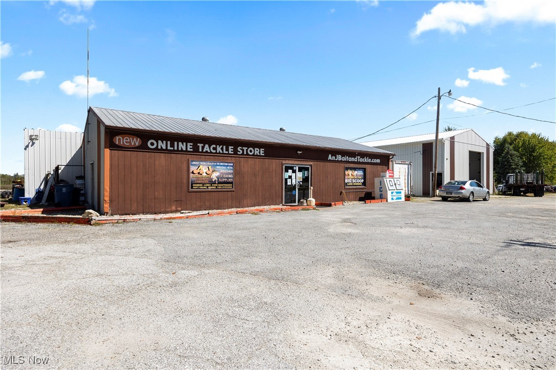 6797 W Lakeshore Drive Port Clinton OH 43452