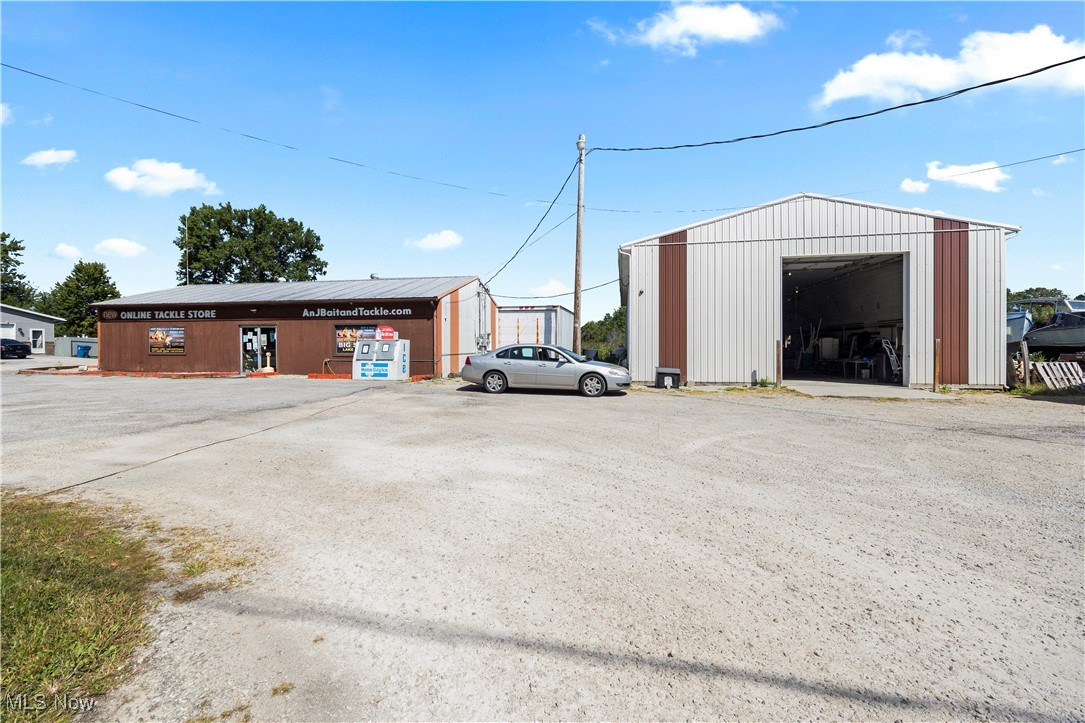 6797 W Lakeshore Drive Port Clinton OH 43452