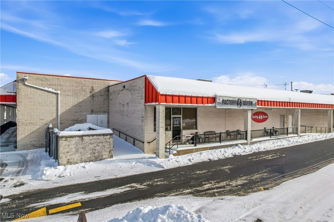 1118 Village Columbiana OH 44408