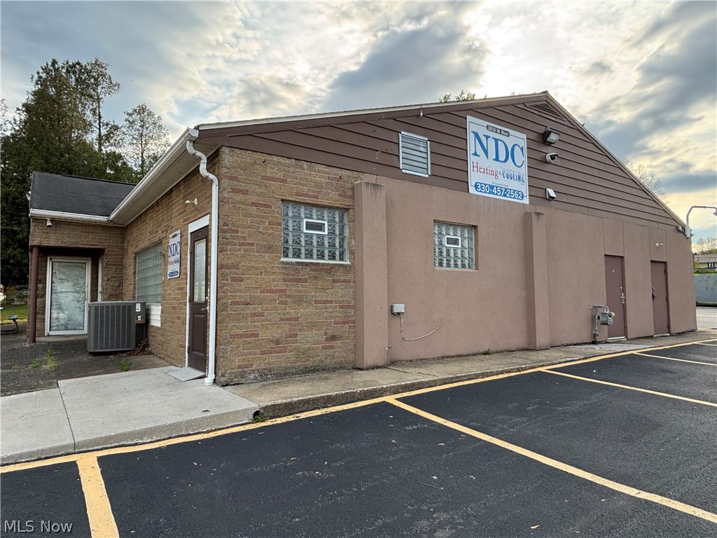 3819 W Main Street New Waterford OH 44445
