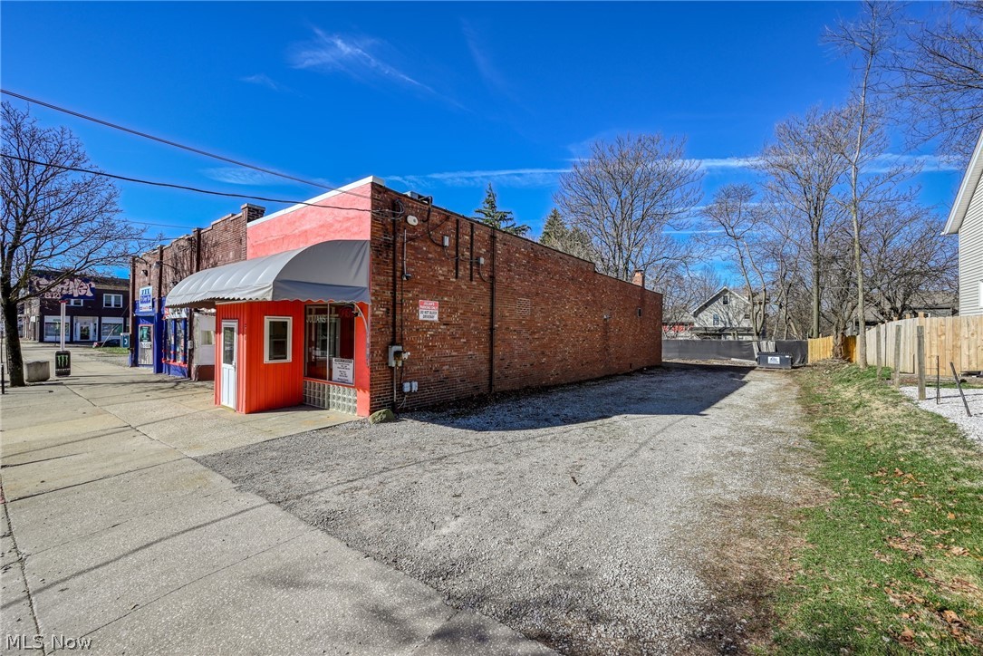 314 Pioneer Street Akron OH 44305