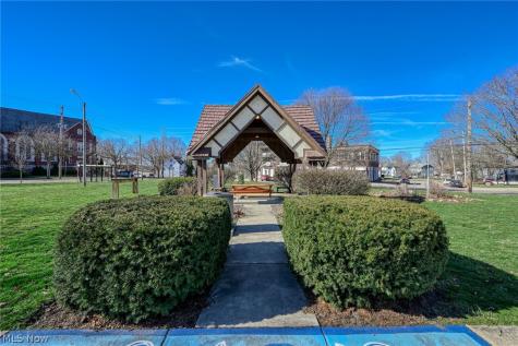 314 Pioneer Street Akron OH 44305