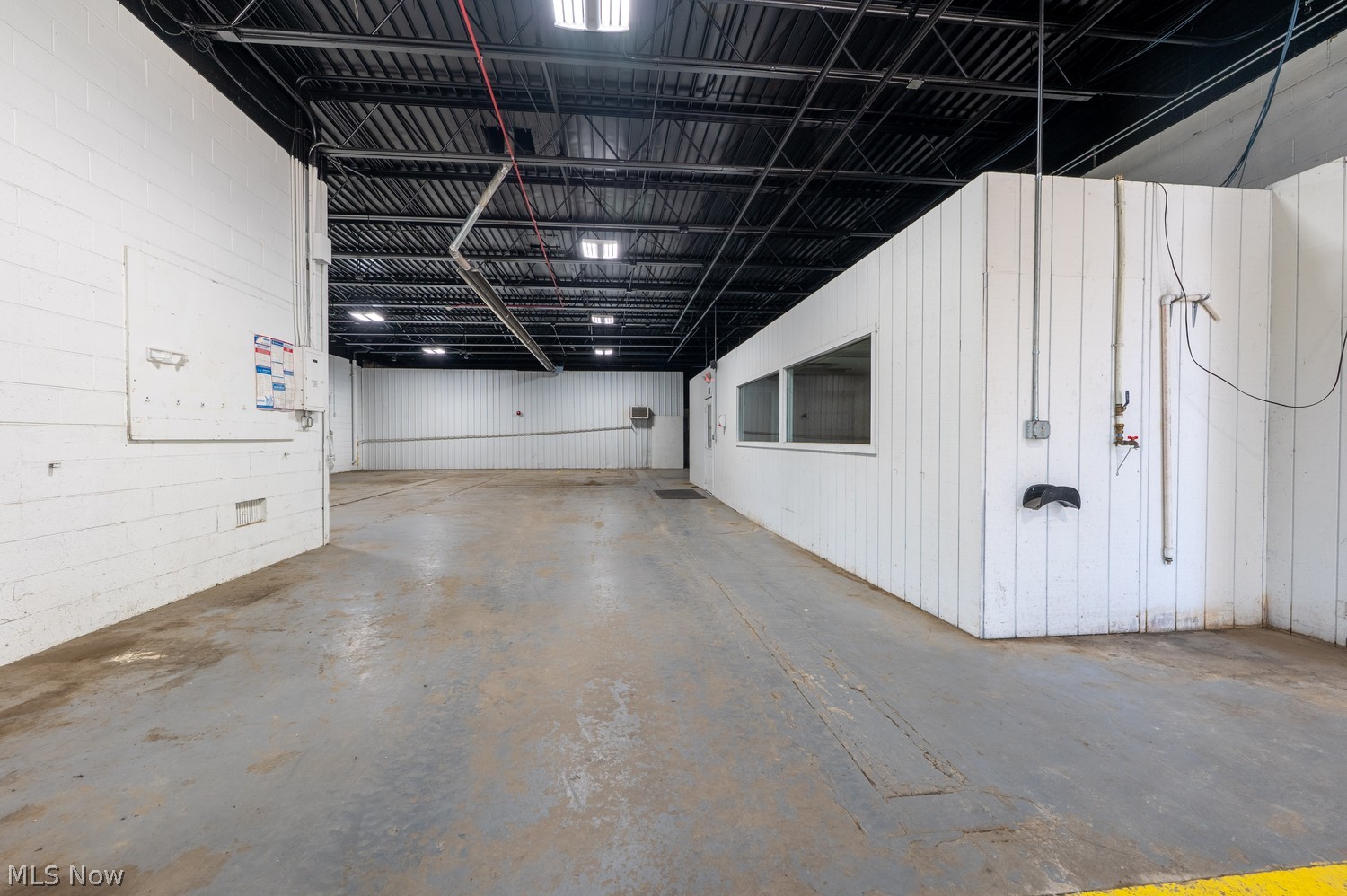 125 Canal Street NE Bolivar OH 44612