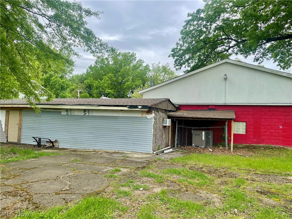54 Saint Louis Avenue Youngstown OH 44507