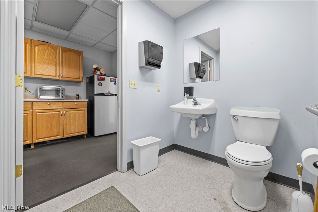 16172 Imperial Strongsville OH 44149