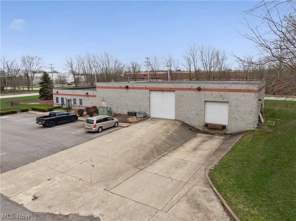 16172 Imperial Strongsville OH 44149