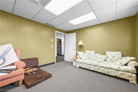 16172 Imperial Strongsville OH 44149