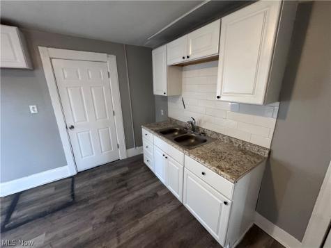 5011 Clark Avenue Cleveland OH 44102