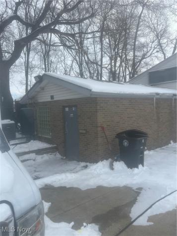 418 E Cuyahoga Falls Avenue Akron OH 44310