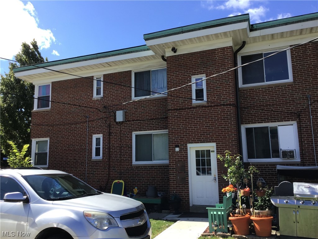 4101 Ridge Road Cleveland OH 44144