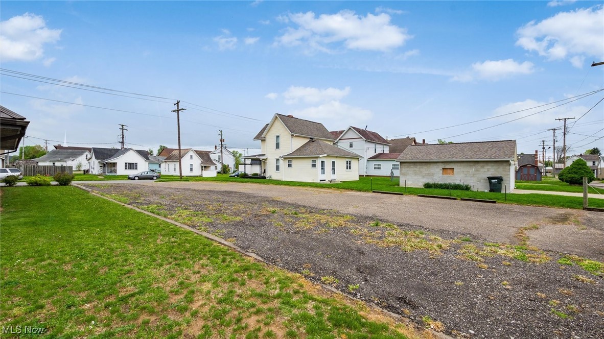 1146 Walnut Street Coshocton OH 43812